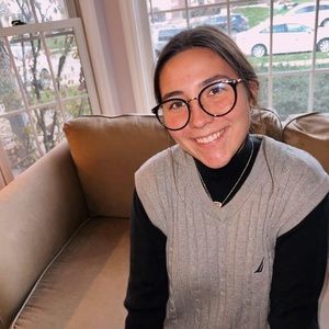 Meet your Posher, Sophia